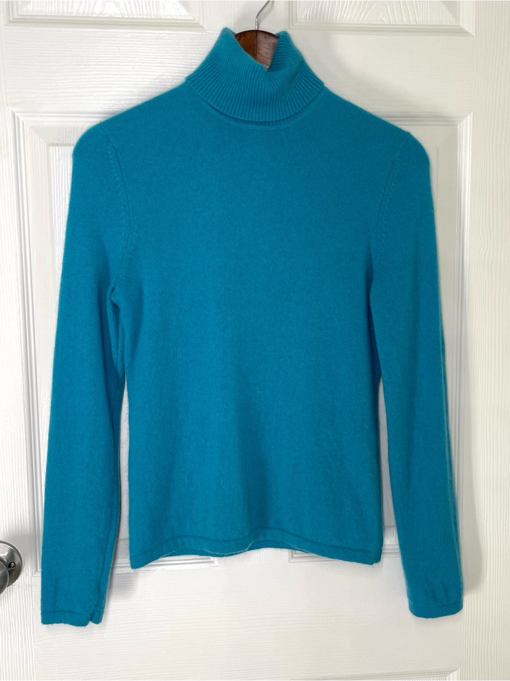 Lord & Taylor 100% Cashmere Turtleneck Sweater Turquoise Blue Medium